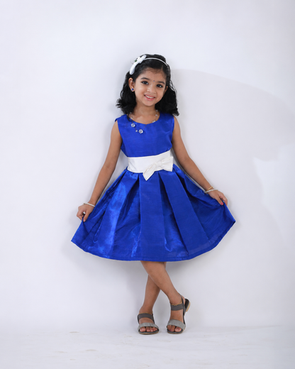Box pleated cotton silk frock with white belt and bow